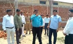 बस्ती- जिलाधिकारी ने किया औचक निरीक्षण बस्ती- जिलाधिकारी ने किया औचक निरीक्षण