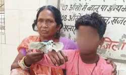 ऑपरेशन सिंदूर पर जश्न मनाते हुए बच्चा बोला- ‘पाकिस्तान मुर्दाबाद…’ सुनते ही भड़के मुस्लिम युवक, चाकू से वार कर किया जख्मी ऑपरेशन सिंदूर पर जश्न मनाते हुए बच्चा बोला- ‘पाकिस्तान मुर्दाबाद…’ सुनते ही भड़के मुस्लिम युवक, चाकू से वार कर किया जख्मी