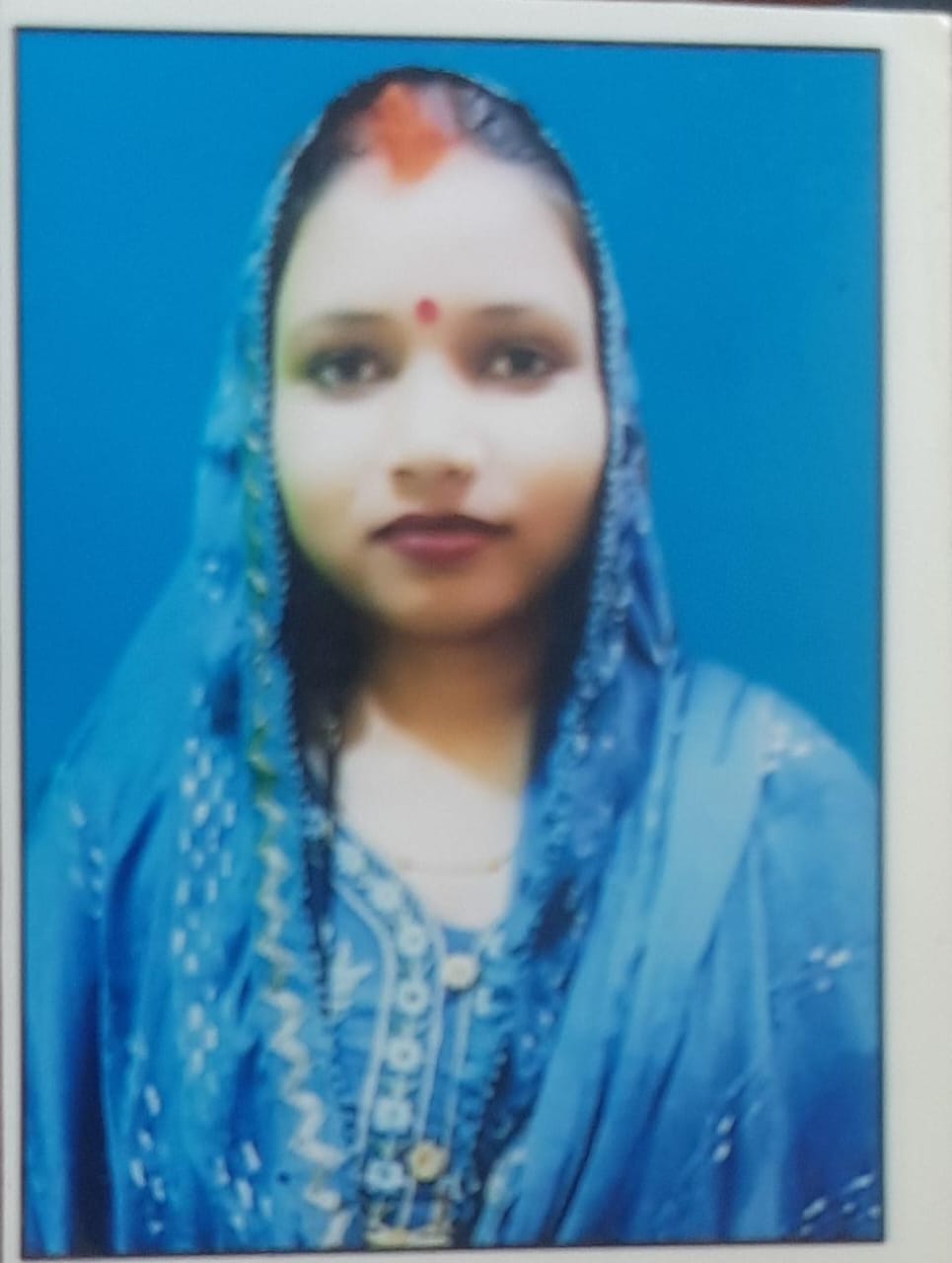 ड्यूटी पर तैनात रेलकर्मी की दर्दनाक मौत: मालगाड़ी की चपेट में आकर गई पूजा राजभर की जान ड्यूटी पर तैनात रेलकर्मी की दर्दनाक मौत: मालगाड़ी की चपेट में आकर गई पूजा राजभर की जान