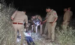 рдХреМрд╢рд╛рдВрдмреА рдХреЗ рдХреБрдЦреНрдпрд╛рдд рдмрджрдорд╛рд╢ рд░рд╛рдЬреВ рдХрд╛ рдПрдирдХрд╛рдЙрдВрдЯрд░, рд╣рддреНрдпрд╛ рдХреЗ рдЖрд░реЛрдк рдореЗрдВ рдЪрд▓ рд░рд╣рд╛ рдерд╛ рдлрд░рд╛рд░ рдХреМрд╢рд╛рдВрдмреА рдХреЗ рдХреБрдЦреНрдпрд╛рдд рдмрджрдорд╛рд╢ рд░рд╛рдЬреВ рдХрд╛ рдПрдирдХрд╛рдЙрдВрдЯрд░, рд╣рддреНрдпрд╛ рдХреЗ рдЖрд░реЛрдк рдореЗрдВ рдЪрд▓ рд░рд╣рд╛ рдерд╛ рдлрд░рд╛рд░