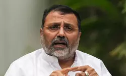 इंदिरा गांधी की सरकार ने 1968 में रन ऑफ कच्छ की जमीन पाकिस्तान को दी, बीजेपी सांसद निशिकांत दुबे का बड़ा आरोप