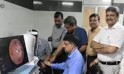 सैफई में आंख के पर्दे की सारी जांचें उपलब्ध - कुलपति