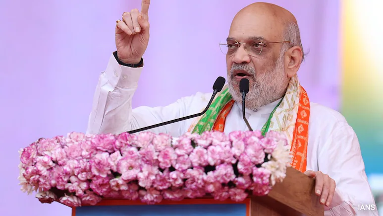 खून और पानी एक साथ नहीं बह सकते... पाकिस्तान को अमित शाह की दो टूक खून और पानी एक साथ नहीं बह सकते... पाकिस्तान को अमित शाह की दो टूक