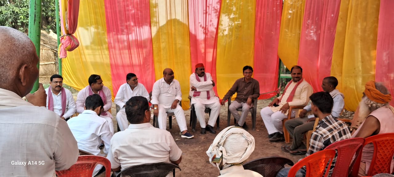 हरदोई में समाजवादी पार्टी (सपा) द्वारा पीडीए चर्चा कार्यक्रम का आयोजन हरदोई में समाजवादी पार्टी (सपा) द्वारा पीडीए चर्चा कार्यक्रम का आयोजन