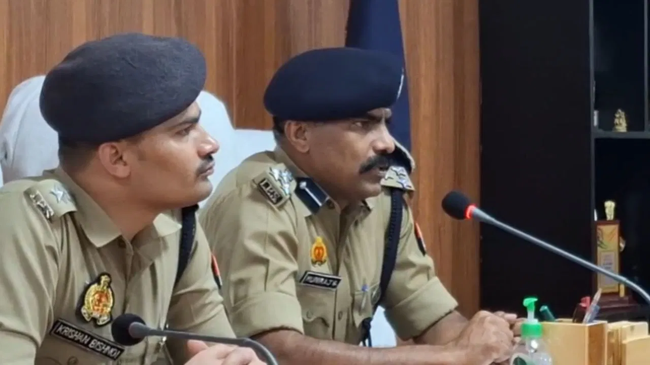 ‘जो जानवर बैन, उनकी नहीं होगी कुर्बानी’… संभल में बकरीद से पहले DIG मुनिराज जी का साफ संदेश ‘जो जानवर बैन, उनकी नहीं होगी कुर्बानी’… संभल में बकरीद से पहले DIG मुनिराज जी का साफ संदेश