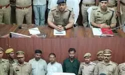 चंदौली पुलिस की बड़ी कामयाबी: अंतरराज्यीय चोर गिरोह का भंडाफोड़, लाखों की बिजली केबल बरामद चंदौली पुलिस की बड़ी कामयाबी: अंतरराज्यीय चोर गिरोह का भंडाफोड़, लाखों की बिजली केबल बरामद