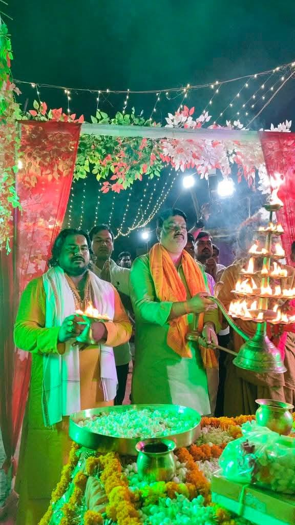 दिव्या मां सरयू आरती सेवा संस्थान द्वारा सरयू जयंती धूमधाम से मनाई गई: महंत रामदास दिव्या मां सरयू आरती सेवा संस्थान द्वारा सरयू जयंती धूमधाम से मनाई गई: महंत रामदास