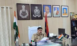 SOG प्रभारी सहित पूरी टीम लाइन हाजिर... आखिर SP अभिषेक यादव ने क्यों की इतनी बड़ी कार्रवाई? SOG प्रभारी सहित पूरी टीम लाइन हाजिर... आखिर SP अभिषेक यादव ने क्यों की इतनी बड़ी कार्रवाई?