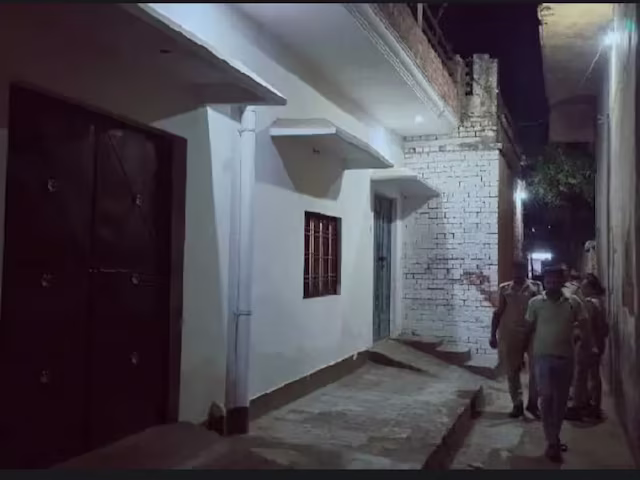 लखनऊ में मिला हथियारों का जखीरा, खुल गया सलाउद्दीन उर्फ लाला का खेल