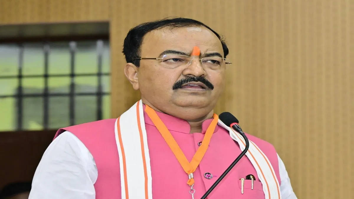 ब्राह्मण और यादव में जातीय विद्वेष फैलाना चाहते हैं अखिलेश, सपा प्रमुख पर केशव मौर्य के गंभीर आरोप ब्राह्मण और यादव में जातीय विद्वेष फैलाना चाहते हैं अखिलेश, सपा प्रमुख पर केशव मौर्य के गंभीर आरोप