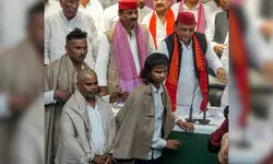 इटावा में 11 यूट्यूबर्स गिरफ्तार, सोशल मीडिया पर भड़काऊ पोस्ट करने का है आरोप इटावा में 11 यूट्यूबर्स गिरफ्तार, सोशल मीडिया पर भड़काऊ पोस्ट करने का है आरोप