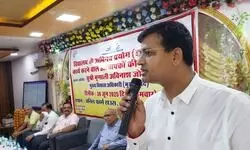 शिक्षकों की कार्यशाला में अभिनव प्रयोग करके शिक्षण देने वाले अध्यापकों को किया सम्मानित