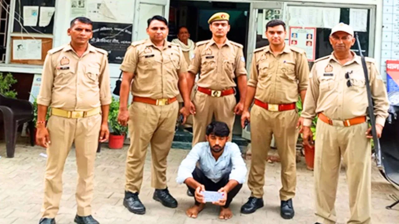 मेरठ के अस्पताल में लड़की का नहाते हुए वीडियो बनाया, पुलिस ने दबोचा मेरठ के अस्पताल में लड़की का नहाते हुए वीडियो बनाया, पुलिस ने दबोचा