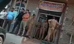 बिना लाइसेंस के धड़ल्ले से चल रहे बलदेव हॉस्पिटल को सीज किया, काफी शिकायत हुई तब जाकर सीज किया