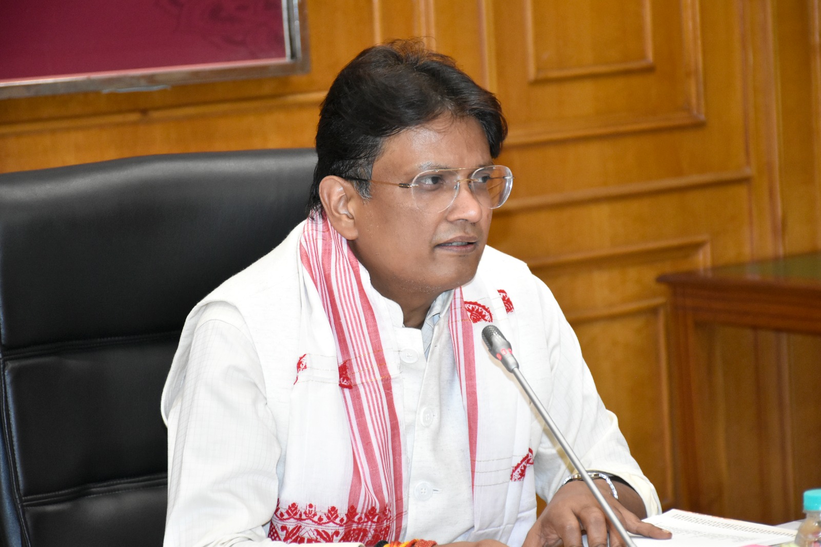 साहित्य अकादमी में आशुतोष अग्निहोत्री का काव्य पाठ साहित्य अकादमी में आशुतोष अग्निहोत्री का काव्य पाठ