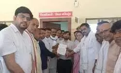 चन्दौली में धान की रोपाई पर संकट, सिंचाई के लिए पानी की भारी किल्लत – कांग्रेस ने राज्यपाल को सौंपा ज्ञापन चन्दौली में धान की रोपाई पर संकट, सिंचाई के लिए पानी की भारी किल्लत – कांग्रेस ने राज्यपाल को सौंपा ज्ञापन