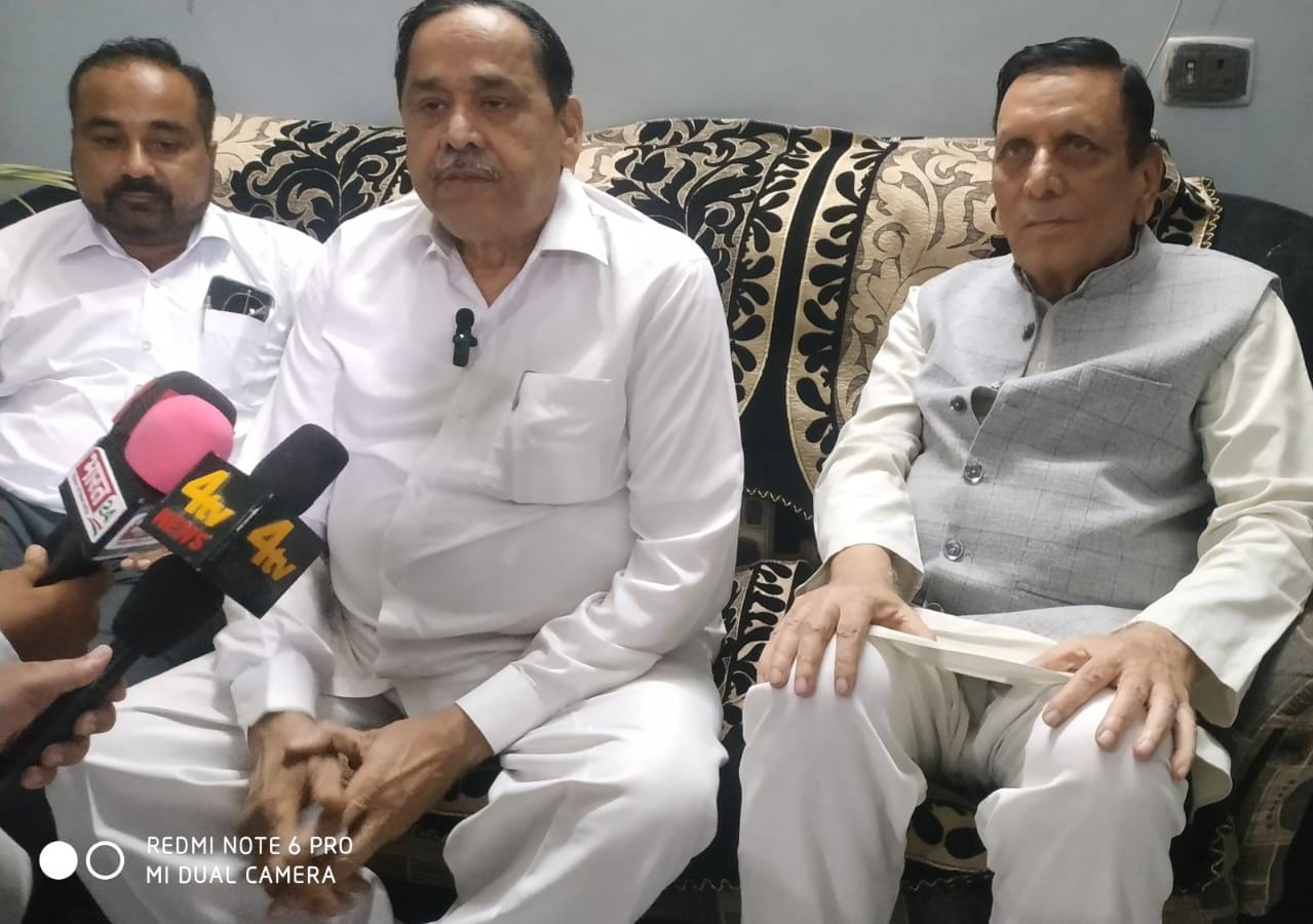 कांग्रेस की संगठनात्मक ताकत को पुनः संजोने बहराइच पहुँचे नसीमुद्दीन सिद्दीकी कांग्रेस की संगठनात्मक ताकत को पुनः संजोने बहराइच पहुँचे नसीमुद्दीन सिद्दीकी
