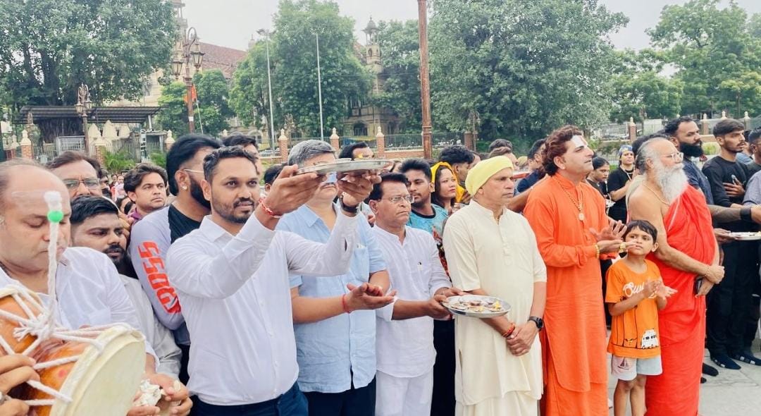 सनातन यात्रा – वडोदरा से केदारनाथ तक हुई भव्य यात्रा, संस्कृति और आस्था का संगम