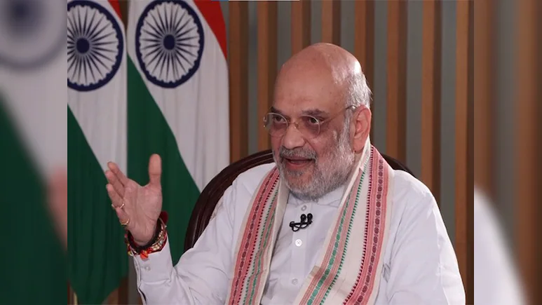 पद से चिपके रहने की मंशा... जेल से सरकार न चलाने के बिल पर अमित शाह ने विपक्ष को घेरा पद से चिपके रहने की मंशा... जेल से सरकार न चलाने के बिल पर अमित शाह ने विपक्ष को घेरा