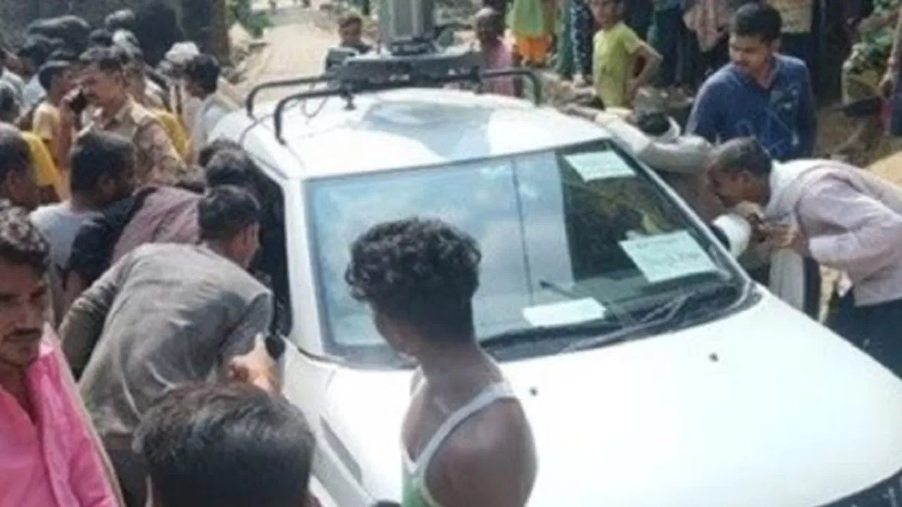 कानपुर में सर्वे कर रहा था Google Maps का स्टाफ, तभी गांव वाले लगे पीटने