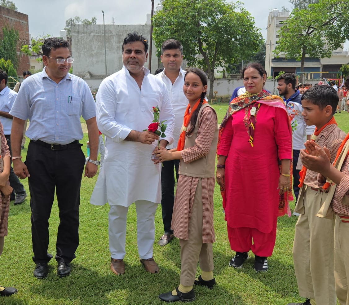 दो दिवसीय स्काउट-गाइड शिविर का समापन, चार कैम्प स्टार सम्मानित