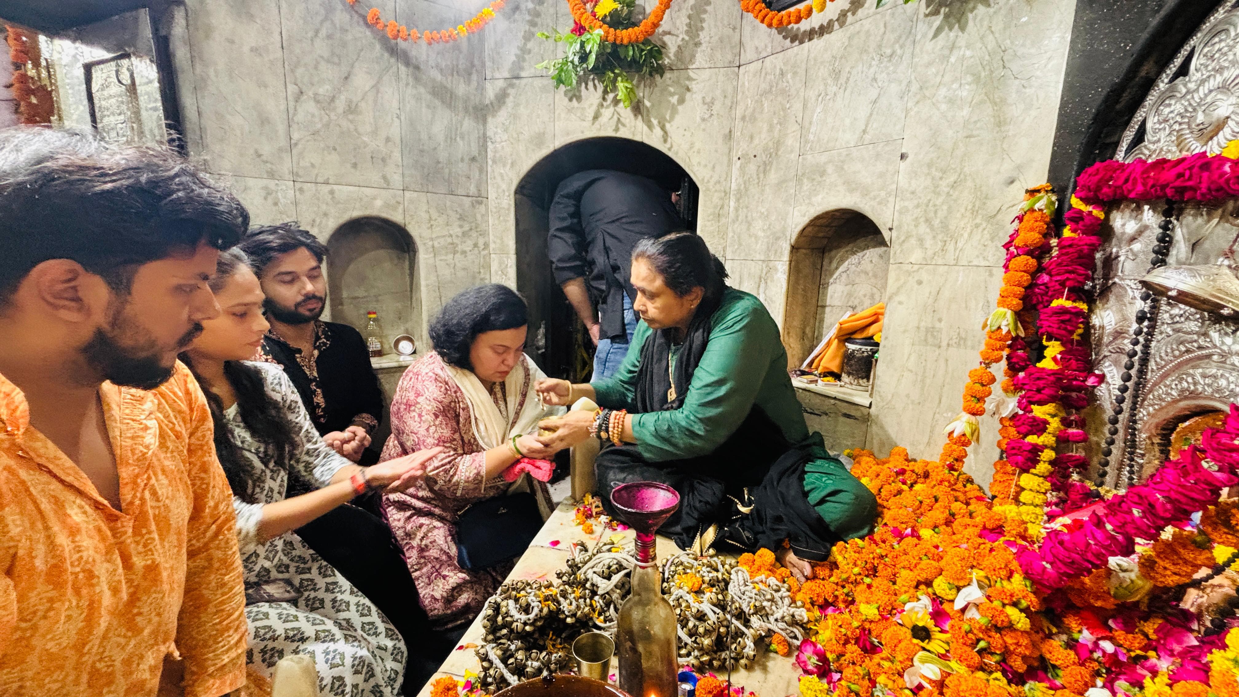 बटुक भैरव मंदिर में लच्छू महाराज बैले फाउंडेशन का घुंघरू पूजन