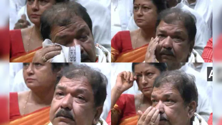 कांग्रेस की रैली में मां को गाली : भावुक पीएम मोदी को देख रोने लगे बिहार बीजेपी चीफ