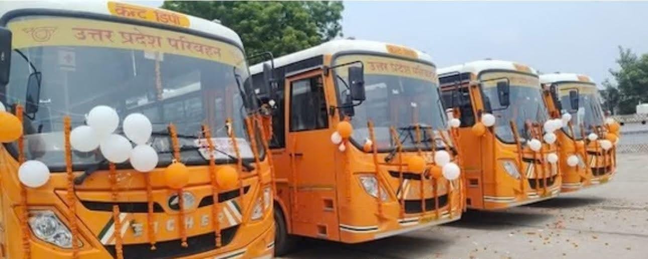 भदोही जिले को मिली नई सौगात : चार नई बस सेवाओं की शुरुआत भदोही जिले को मिली नई सौगात : चार नई बस सेवाओं की शुरुआत