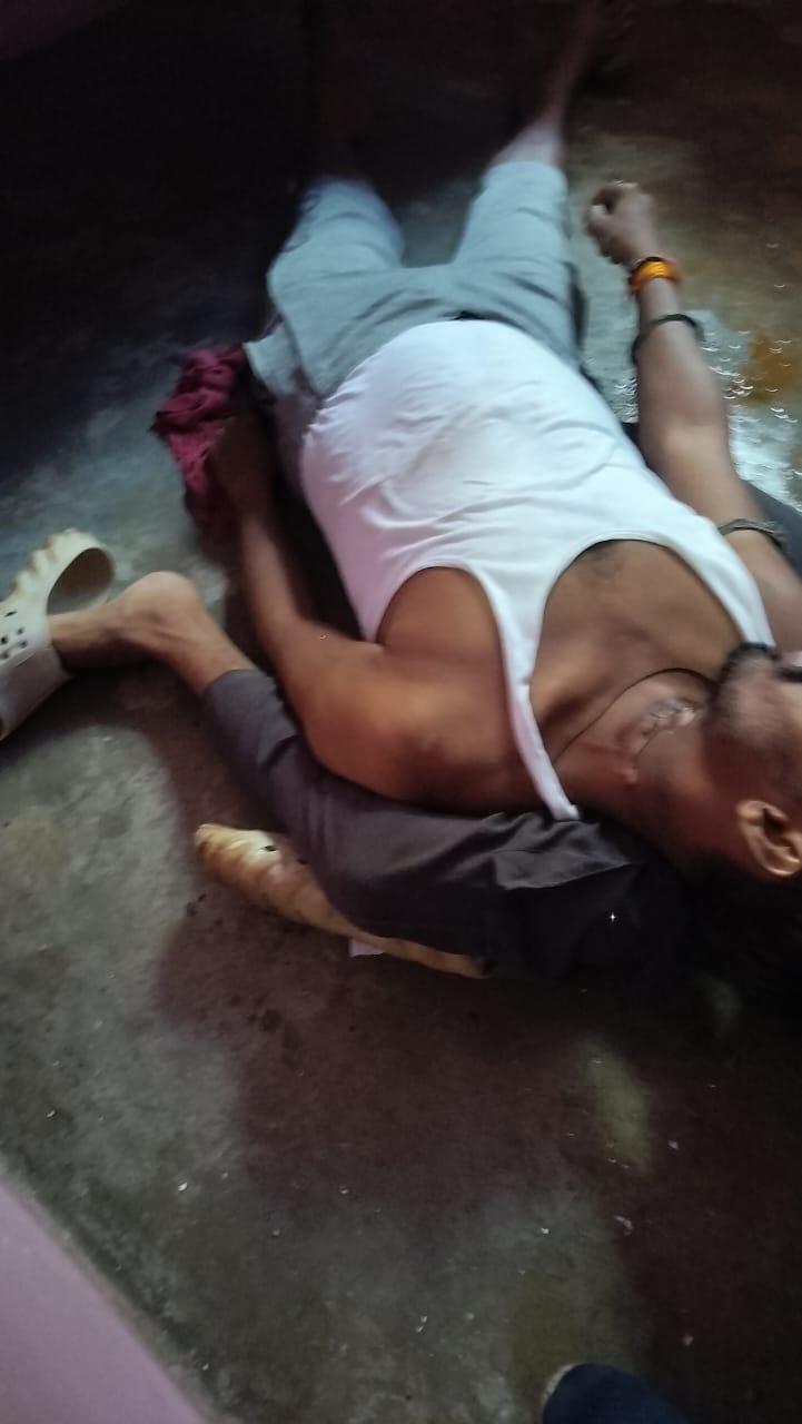 नगर पालिका कर्मी ने दी जान, सुसाइड नोट में चार अधिकारियों पर लगाए गंभीर आरोप नगर पालिका कर्मी ने दी जान, सुसाइड नोट में चार अधिकारियों पर लगाए गंभीर आरोप