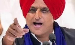 अखिलेश यादव का भाजपा सरकार पर हमला, सिख समाज को सम्मान और समाधान का वादा अखिलेश यादव का भाजपा सरकार पर हमला, सिख समाज को सम्मान और समाधान का वादा