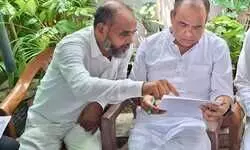 झारखंड आंदोलनकारी मोर्चा के मुख्य संयोजक महमूद आलम ने स्वास्थ्य मंत्री डॉ इरफान अंसारी से मुलाकात कर सौंपा मांग पत्र झारखंड आंदोलनकारी मोर्चा के मुख्य संयोजक महमूद आलम ने स्वास्थ्य मंत्री डॉ इरफान अंसारी से मुलाकात कर सौंपा मांग पत्र