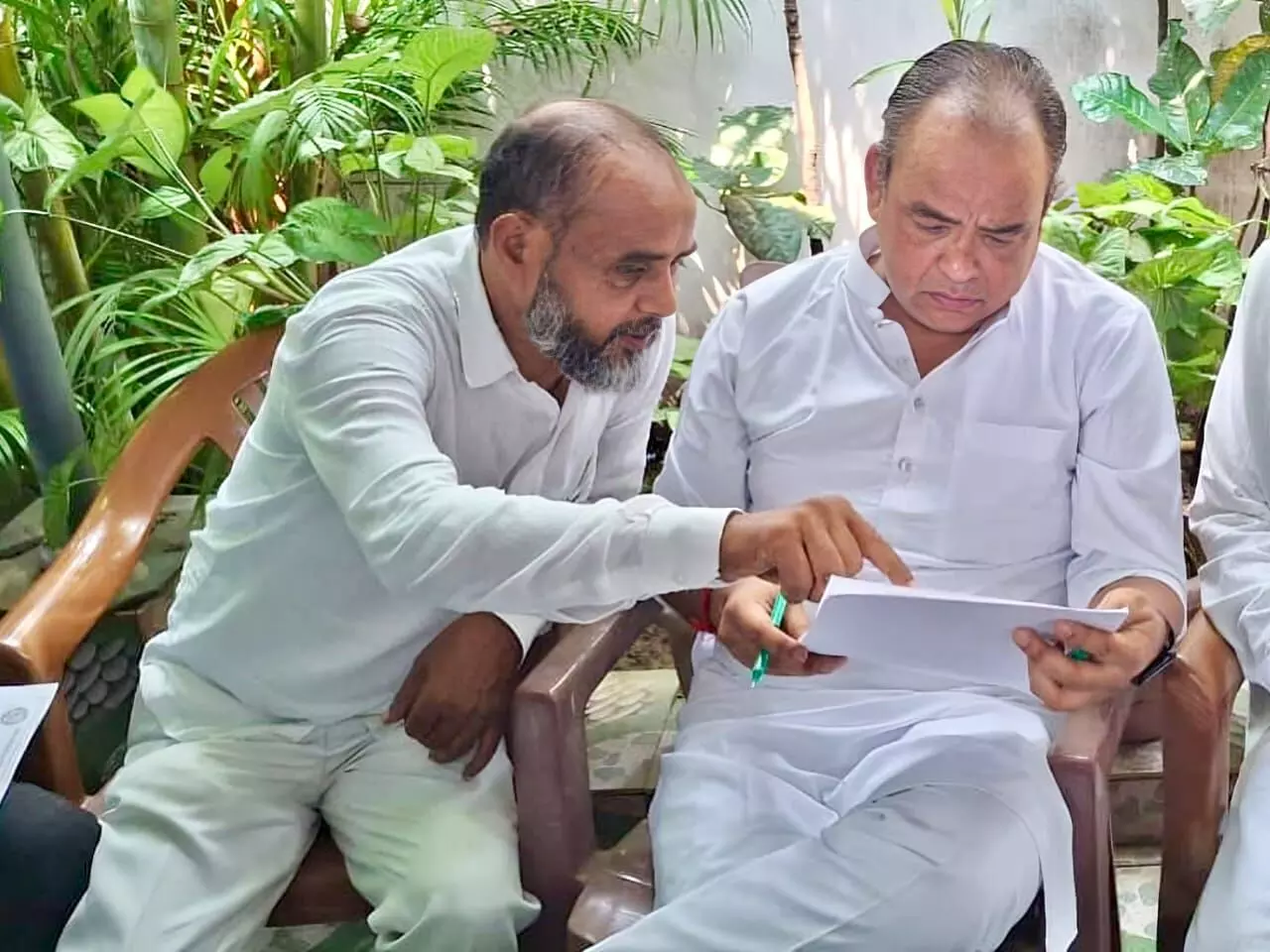 झारखंड आंदोलनकारी मोर्चा के मुख्य संयोजक महमूद आलम ने स्वास्थ्य मंत्री डॉ इरफान अंसारी से मुलाकात कर सौंपा मांग पत्र झारखंड आंदोलनकारी मोर्चा के मुख्य संयोजक महमूद आलम ने स्वास्थ्य मंत्री डॉ इरफान अंसारी से मुलाकात कर सौंपा मांग पत्र