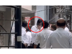 рджрд┐рд▓реНрд▓реА : рддреАрд╕ рд╣рдЬрд╛рд░реА рдХреЛрд░реНрдЯ рдореЗрдВ рд╡рдХреАрд▓реЛрдВ рдХреА рд╣рд┐рдВрд╕рд╛, рд╡реНрдпрдХреНрддрд┐ рдФрд░ рдЙрд╕рдХреА рдорд╛рдВ рдкрд░ рд╣рдорд▓рд╛ рджрд┐рд▓реНрд▓реА : рддреАрд╕ рд╣рдЬрд╛рд░реА рдХреЛрд░реНрдЯ рдореЗрдВ рд╡рдХреАрд▓реЛрдВ рдХреА рд╣рд┐рдВрд╕рд╛, рд╡реНрдпрдХреНрддрд┐ рдФрд░ рдЙрд╕рдХреА рдорд╛рдВ рдкрд░ рд╣рдорд▓рд╛