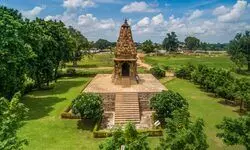 खजुराहो जावरी मंदिर प्रकरण : VHP ने CJI की टिप्पणी पर जताई नाराज़गी, कहा- आस्था का उपहास अस्वीकार्य खजुराहो जावरी मंदिर प्रकरण : VHP ने CJI की टिप्पणी पर जताई नाराज़गी, कहा- आस्था का उपहास अस्वीकार्य