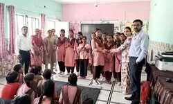 बिलारी। छात्राओं को मिला उज्ज्वल भविष्य का नजरिया, स्वास्थ्य विभाग ने बांटे निशुल्क चश्मे बिलारी। छात्राओं को मिला उज्ज्वल भविष्य का नजरिया, स्वास्थ्य विभाग ने बांटे निशुल्क चश्मे