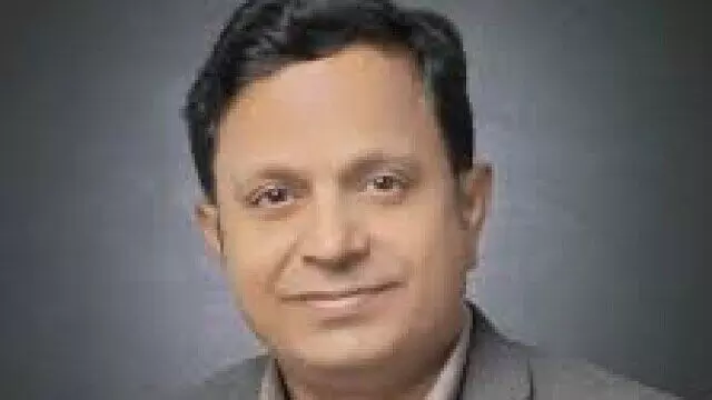 भदोही सांसद विनोद बिंद पर उठे सवाल, कहा – केवल अपने समाज तक ही सीमित रहते हैं