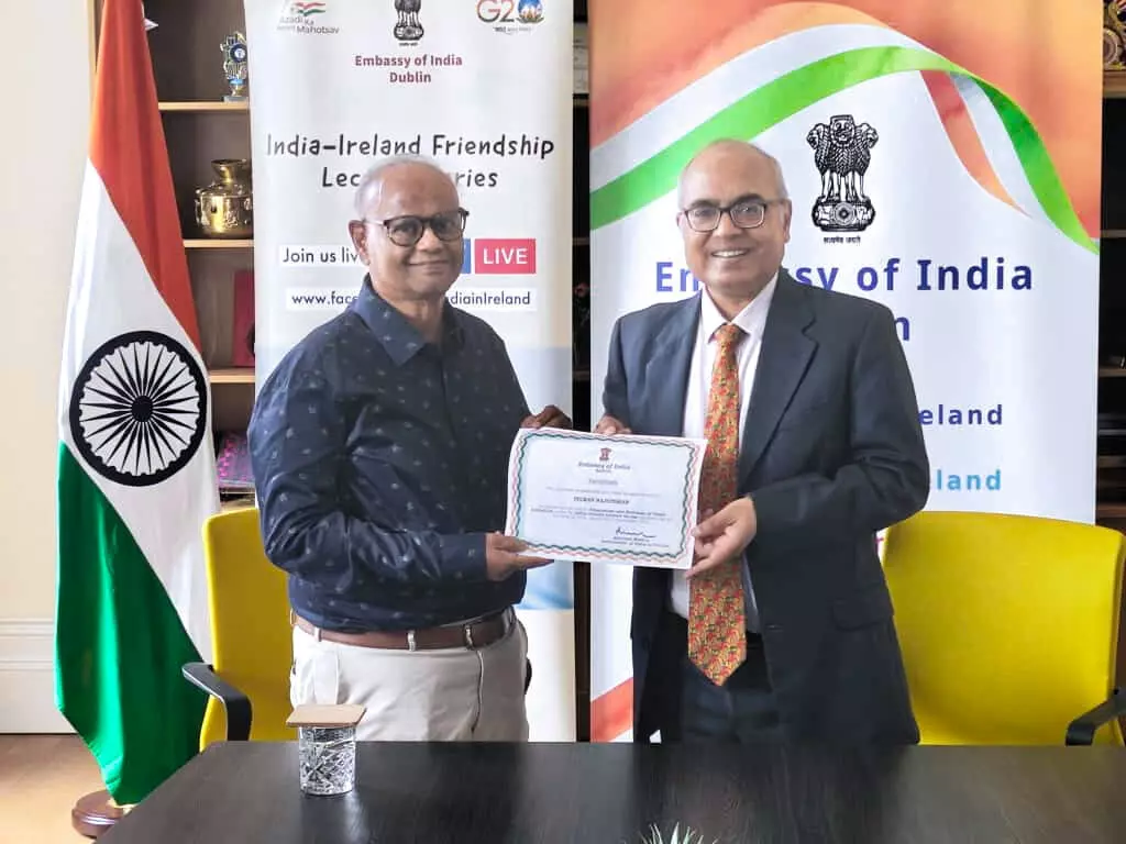 भारत-आयरलैंड मित्रता व्याख्यान श्रृंखला में भारतीय विद्वान सम्मानित
