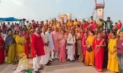 рд░рдЬрдд рдЬрдпрдВрддреА рдкрд░ рдорд╛рдВ рдХреА рдирд┐рдХрд╛рд▓реА рдЧрдИ рднрд╡реНрдп рдХрд▓рд╢ рдпрд╛рддреНрд░рд╛ рд░рдЬрдд рдЬрдпрдВрддреА рдкрд░ рдорд╛рдВ рдХреА рдирд┐рдХрд╛рд▓реА рдЧрдИ рднрд╡реНрдп рдХрд▓рд╢ рдпрд╛рддреНрд░рд╛