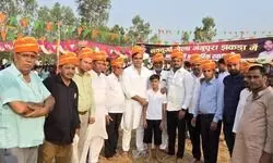 рд╡рд┐рдзрд╛рдпрдХ рд╣рд╛рдЬреА рдореЛрд╣рдореНрдордж рдлрд╣реАрдо рдЗрд░рдлрд╛рди рдиреЗ рдлреАрддрд╛ рдХрд╛рдЯрдХрд░ рд╡ рдкрд╣рд▓рд╡рд╛рдиреЛрдВ рд╕реЗ рд╣рд╛рде рдорд┐рд▓рд╛рдХрд░ рдХрд┐рдпрд╛ рджрдВрдЧрд▓ рдХрд╛ рд╢реБрднрд╛рд░рдВрдн рд╡рд┐рдзрд╛рдпрдХ рд╣рд╛рдЬреА рдореЛрд╣рдореНрдордж рдлрд╣реАрдо рдЗрд░рдлрд╛рди рдиреЗ рдлреАрддрд╛ рдХрд╛рдЯрдХрд░ рд╡ рдкрд╣рд▓рд╡рд╛рдиреЛрдВ рд╕реЗ рд╣рд╛рде рдорд┐рд▓рд╛рдХрд░ рдХрд┐рдпрд╛ рджрдВрдЧрд▓ рдХрд╛ рд╢реБрднрд╛рд░рдВрдн