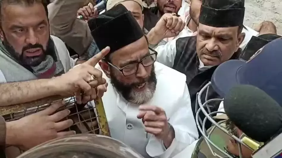धार्मिक जुलूस, राजनीति और आम जनता: एक तटस्थ विश्लेषण