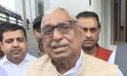 рд╕рдкрд╛ рдиреЗрддрд╛рдУрдВ рдХреА рдмрд░реЗрд▓реА рдореЗрдВ No Entry, рдорд╛рддрд╛ рдкреНрд░рд╕рд╛рдж рдкрд╛рдВрдбреЗрдп рдХреЛ рд▓рдЦрдирдК рдореЗрдВ рд░реЛрдХрд╛ рдЧрдпрд╛ рд╕рдкрд╛ рдиреЗрддрд╛рдУрдВ рдХреА рдмрд░реЗрд▓реА рдореЗрдВ No Entry, рдорд╛рддрд╛ рдкреНрд░рд╕рд╛рдж рдкрд╛рдВрдбреЗрдп рдХреЛ рд▓рдЦрдирдК рдореЗрдВ рд░реЛрдХрд╛ рдЧрдпрд╛