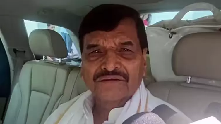 मुलायम सिंह यादव की तीसरी पुण्यतिथि पर शिवपाल यादव ने दी भावपूर्ण श्रद्धांजलि, कहा — “नेताजी ने सिखाया राजनीति जनसेवा का माध्यम है”