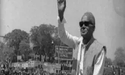 आंदोलन के नायक जयप्रकाश, जिनकी मौलाना आजाद के एक भाषण से जननायक बनने की नींव पड़ी आंदोलन के नायक जयप्रकाश, जिनकी मौलाना आजाद के एक भाषण से जननायक बनने की नींव पड़ी