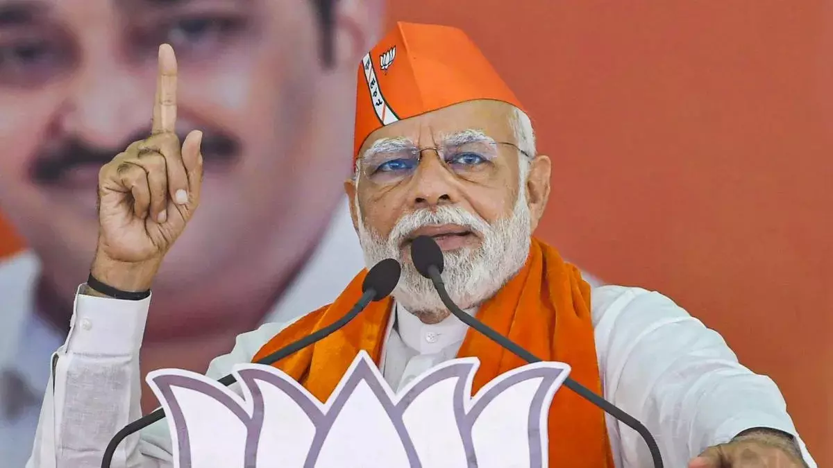 लठबंधन वाले सिर्फ लठ चलाना जानते हैं, इन्हें युवाओं की चिंता नहीं, महागठबंधन पर जमकर बरसे पीएम मोदी लठबंधन वाले सिर्फ लठ चलाना जानते हैं, इन्हें युवाओं की चिंता नहीं, महागठबंधन पर जमकर बरसे पीएम मोदी