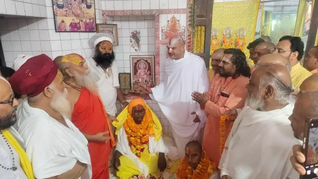 बालक दास काे रावत मंदिर का महंत व अयोध्या दास काे बनाया गया उत्तराधिकारी बालक दास काे रावत मंदिर का महंत व अयोध्या दास काे बनाया गया उत्तराधिकारी
