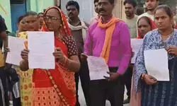 बरेली में 41 घरों पर चलेगा बुलडोजर… सरकारी जमीन पर कब्जा कर बने थे बरेली में 41 घरों पर चलेगा बुलडोजर… सरकारी जमीन पर कब्जा कर बने थे