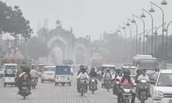 चक्रवाती तूफान “मोंथा” और अरब सागर के अवदाब से यूपी समेत कई राज्यों में बेमौसम बारिश — तापमान में भारी गिरावट चक्रवाती तूफान “मोंथा” और अरब सागर के अवदाब से यूपी समेत कई राज्यों में बेमौसम बारिश — तापमान में भारी गिरावट