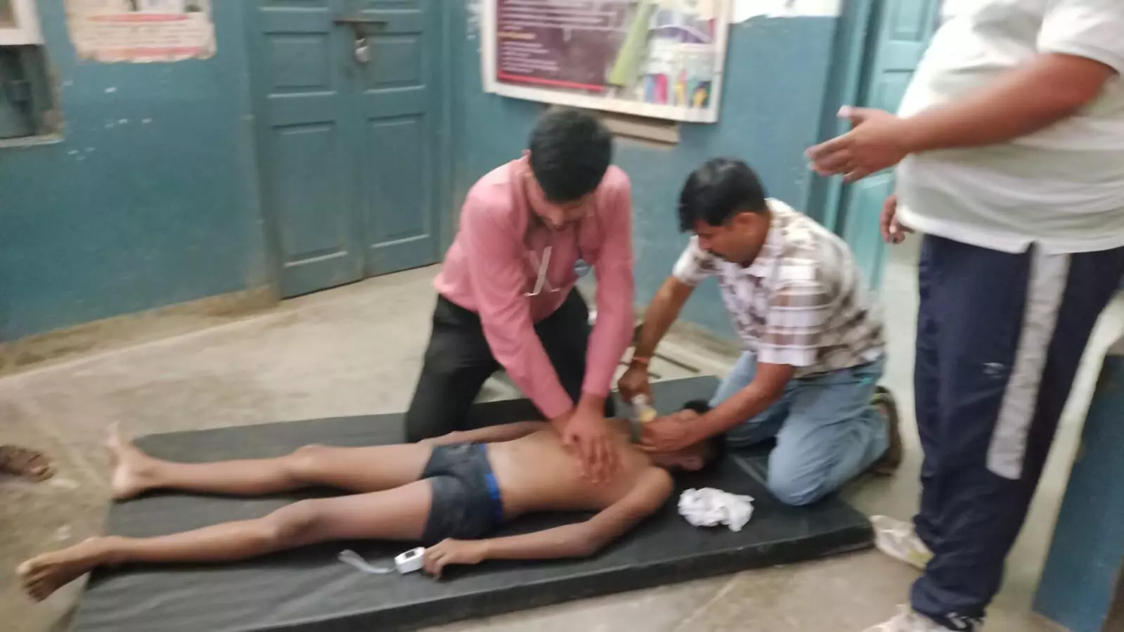 छठ की संध्या पर गंगा घाट पर मातम — गंगा में डूबे दो मासूमों की मौत, गांव में कोहराम छठ की संध्या पर गंगा घाट पर मातम — गंगा में डूबे दो मासूमों की मौत, गांव में कोहराम