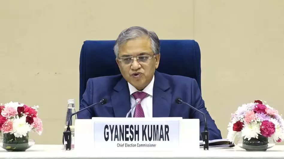 देश के 12 राज्यों में कल से शुरू होगी SIR प्रक्रिया, 7 फरवरी 2026 को जारी होगी अंतिम मतदाता सूची देश के 12 राज्यों में कल से शुरू होगी SIR प्रक्रिया, 7 फरवरी 2026 को जारी होगी अंतिम मतदाता सूची