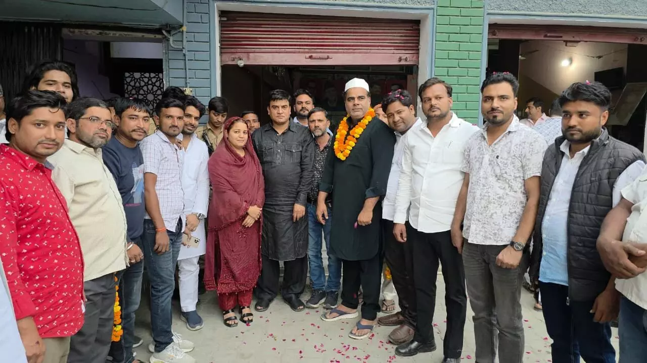 बिलारी में विधायक नसीम सोलंकी का जोरदार स्वागत बिलारी में विधायक नसीम सोलंकी का जोरदार स्वागत